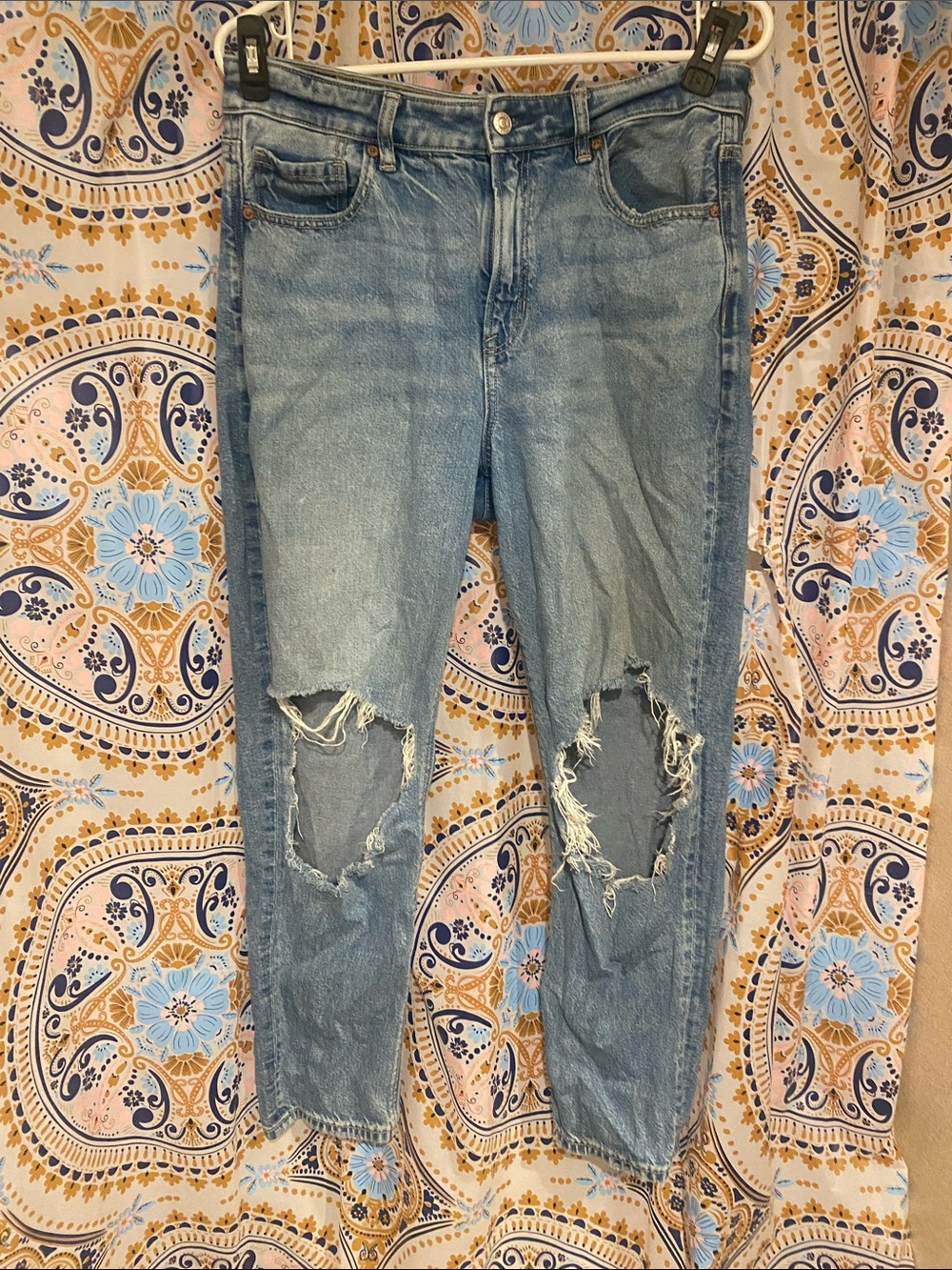 American Eagle Outfitters Ripped Light Blue Boyfriend Jeans